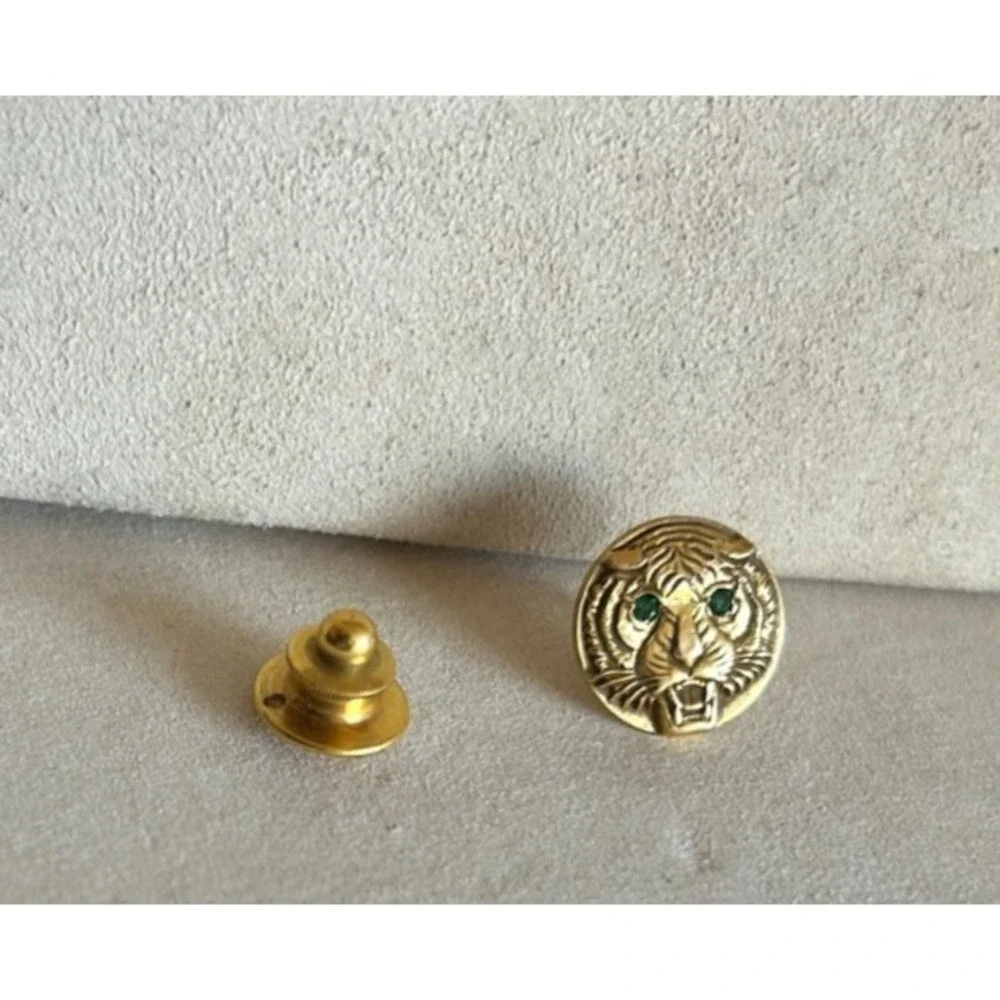 Vintage Tiger Head Lapel Pin Tie Tack 10K GR Rolled Gold Gucci Style Panther EUC